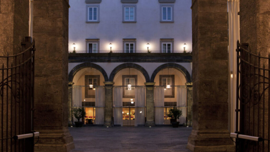 Palazzo Caracciolo